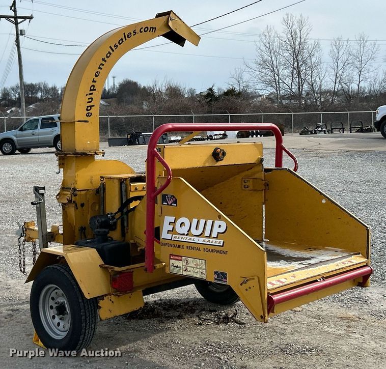 image for item EK4056 2015 Vermeer BC700XL wood chipper