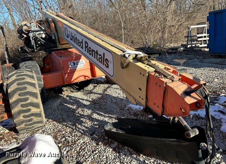 image for item EK4093 2005 JLG 600S boom lift