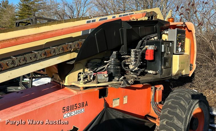 image for item EK4093 2005 JLG 600S boom lift