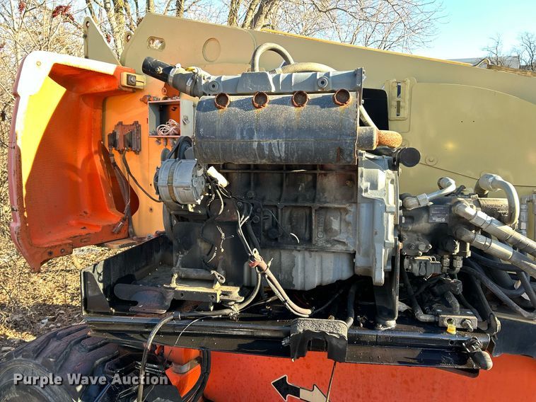 image for item EK4093 2005 JLG 600S boom lift