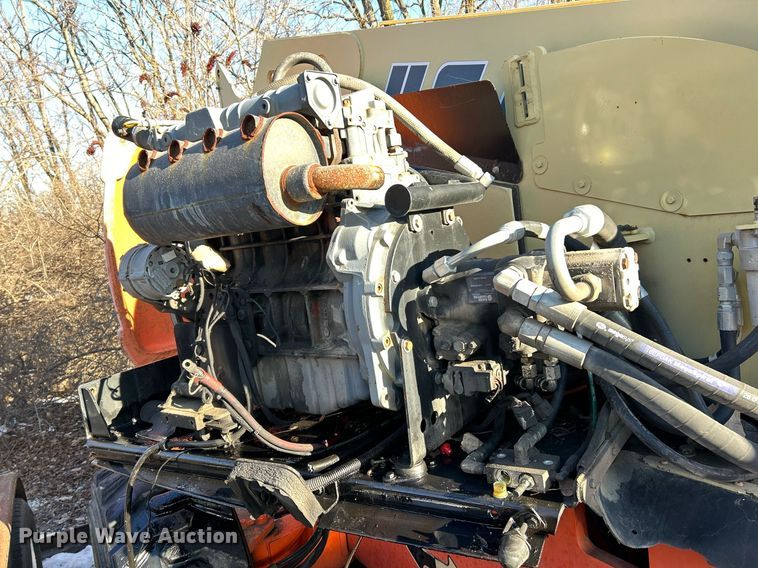 image for item EK4093 2005 JLG 600S boom lift