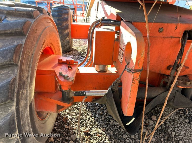 image for item EK4093 2005 JLG 600S boom lift