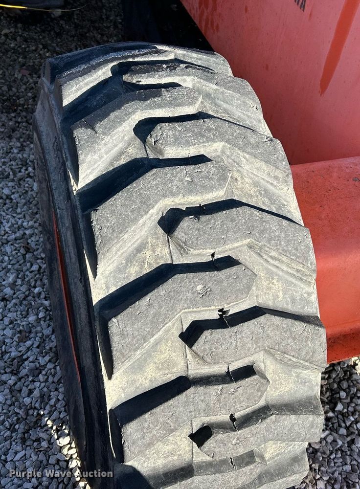 image for item EK4093 2005 JLG 600S boom lift