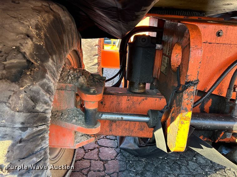 image for item EK4094 2008 JLG 600S boom lift