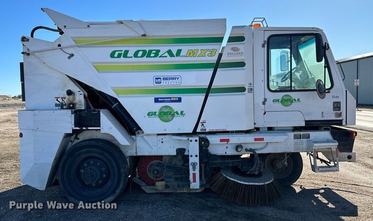 image for item EK9984 2011 Global MX3 street sweeper truck