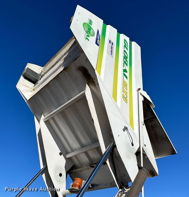 image for item EK9984 2011 Global MX3 street sweeper truck