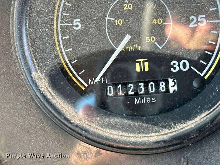 image for item EK9984 2011 Global MX3 street sweeper truck