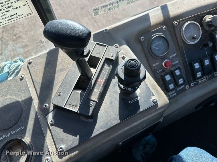 image for item EK9984 2011 Global MX3 street sweeper truck