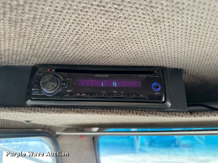 image for item EK9984 2011 Global MX3 street sweeper truck