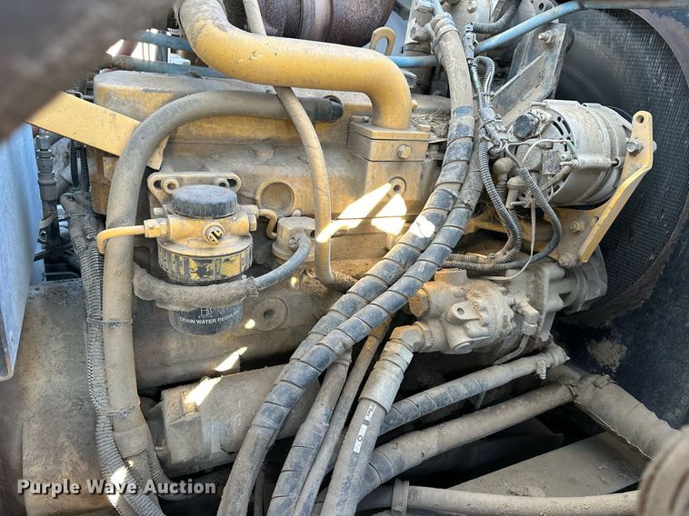 image for item EK9984 2011 Global MX3 street sweeper truck