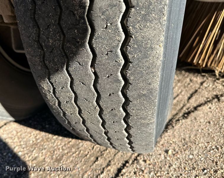 image for item EK9984 2011 Global MX3 street sweeper truck