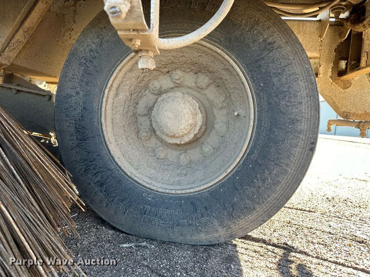 image for item EK9984 2011 Global MX3 street sweeper truck