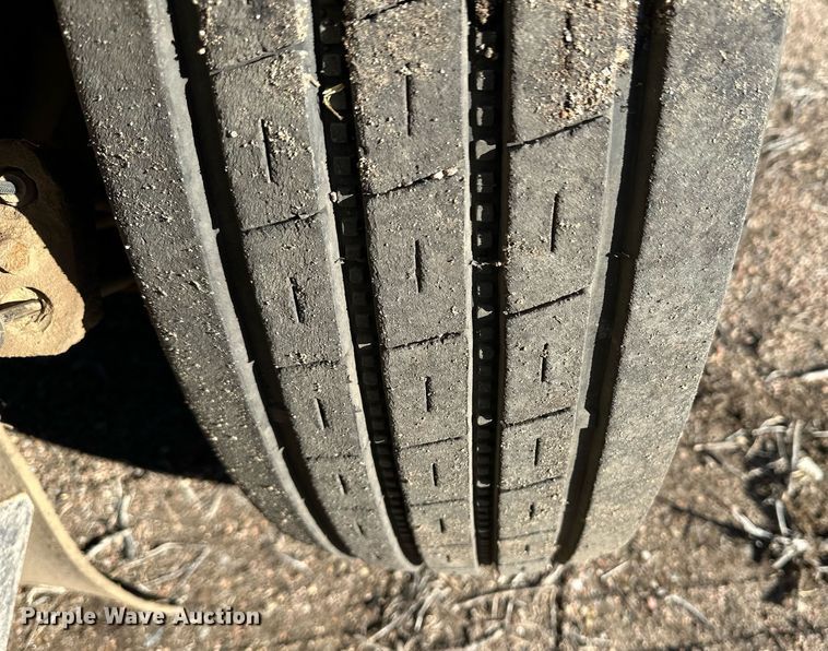 image for item EK9984 2011 Global MX3 street sweeper truck