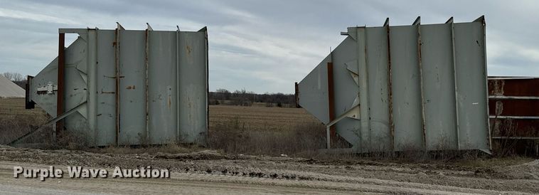 image for item HL9229 (2) gravity feed bins