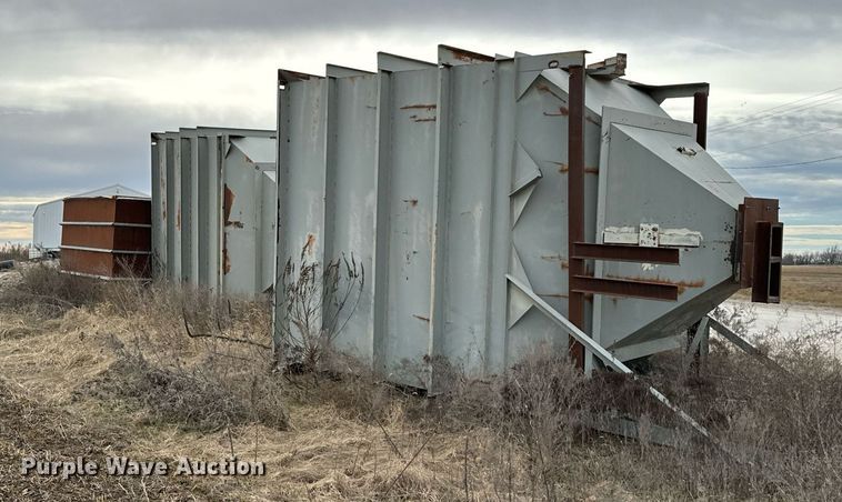 image for item HL9229 (2) gravity feed bins