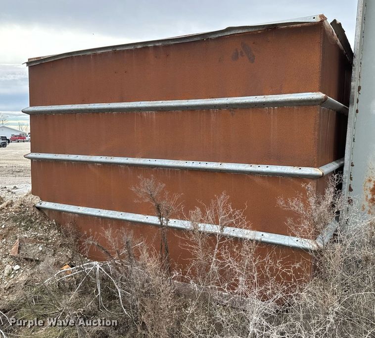 image for item HL9229 (2) gravity feed bins