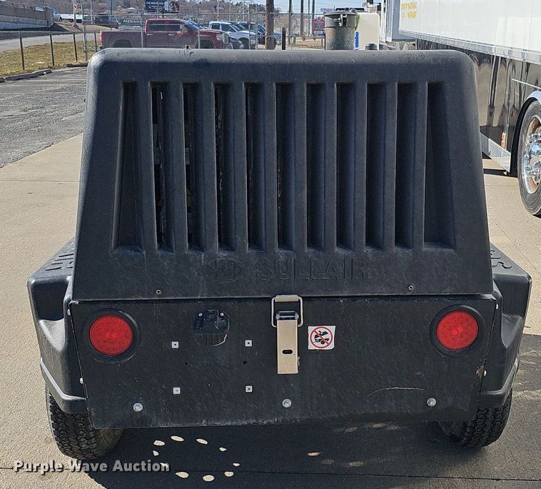 image for item IO9847 2017 Sullair 185D DPQ KU4F air compressor