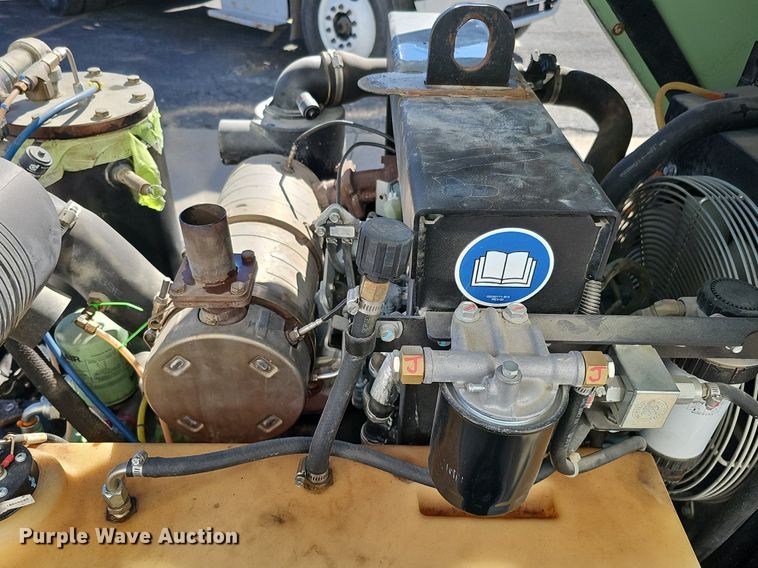 image for item IO9847 2017 Sullair 185D DPQ KU4F air compressor