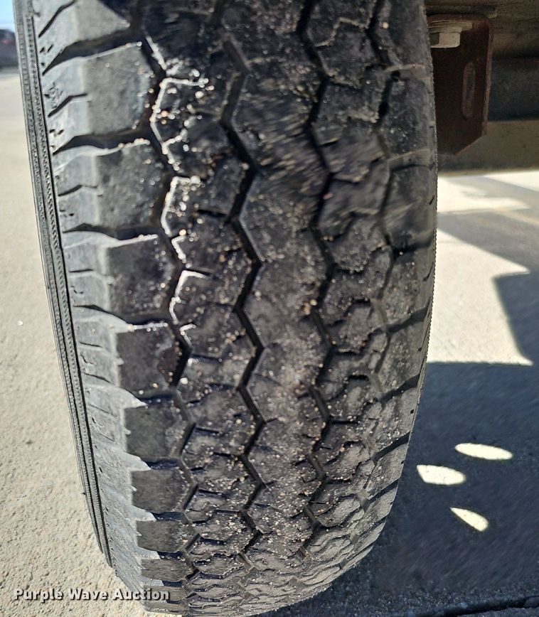 image for item IO9847 2017 Sullair 185D DPQ KU4F air compressor