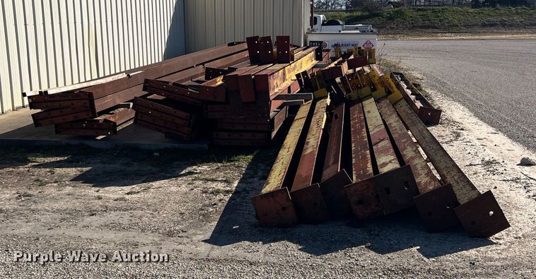 image for item JS9975 40' x 200' x 20' building frame