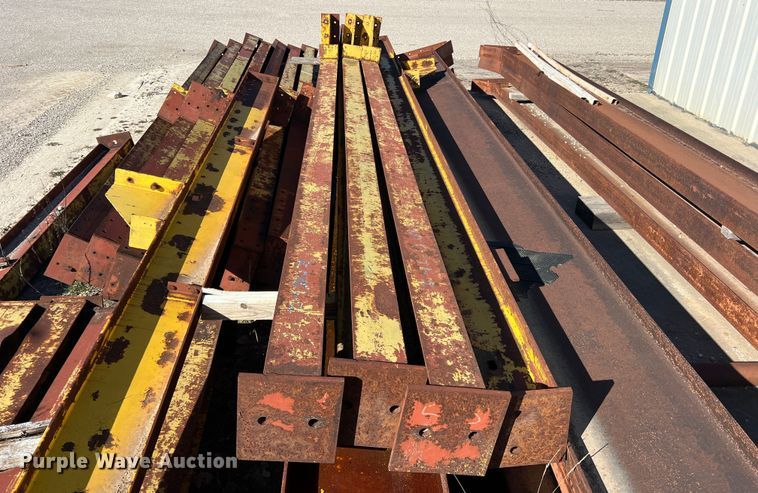 image for item JS9975 40' x 200' x 20' building frame