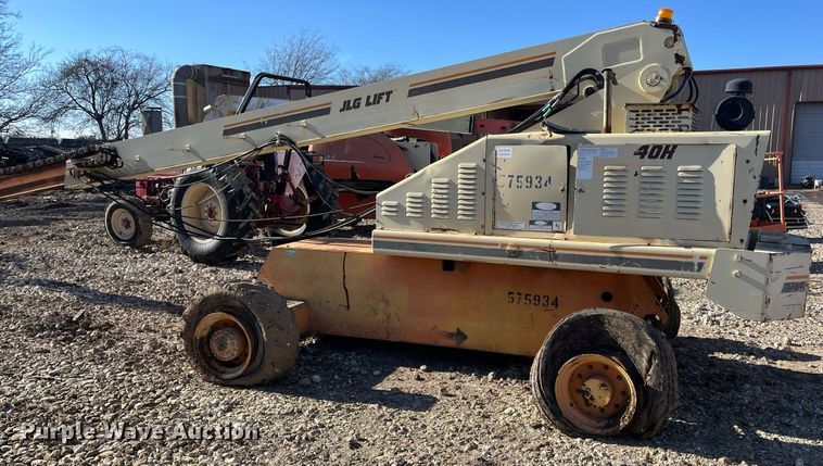 image for item JS9980 1994 JLG 40H boom lift