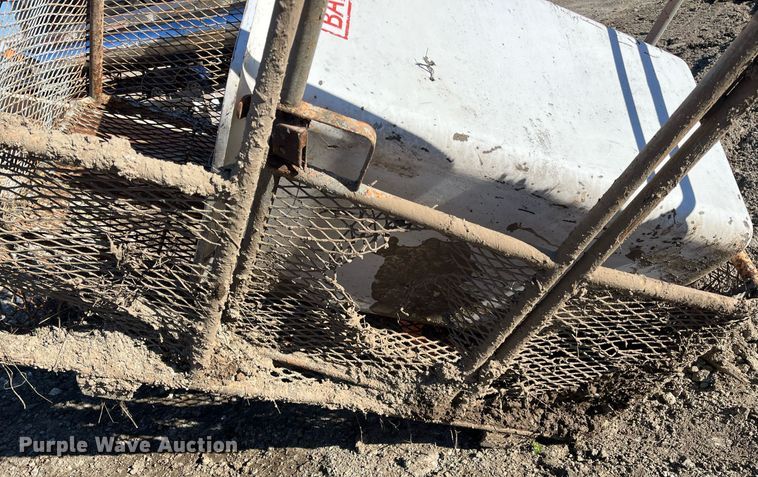 image for item JS9980 1994 JLG 40H boom lift