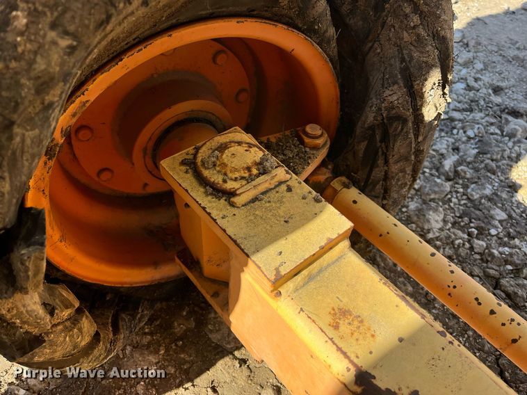 image for item JS9980 1994 JLG 40H boom lift