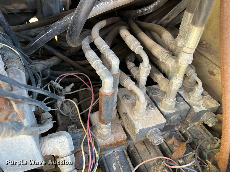 image for item JS9980 1994 JLG 40H boom lift