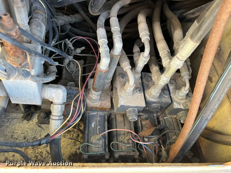 image for item JS9980 1994 JLG 40H boom lift