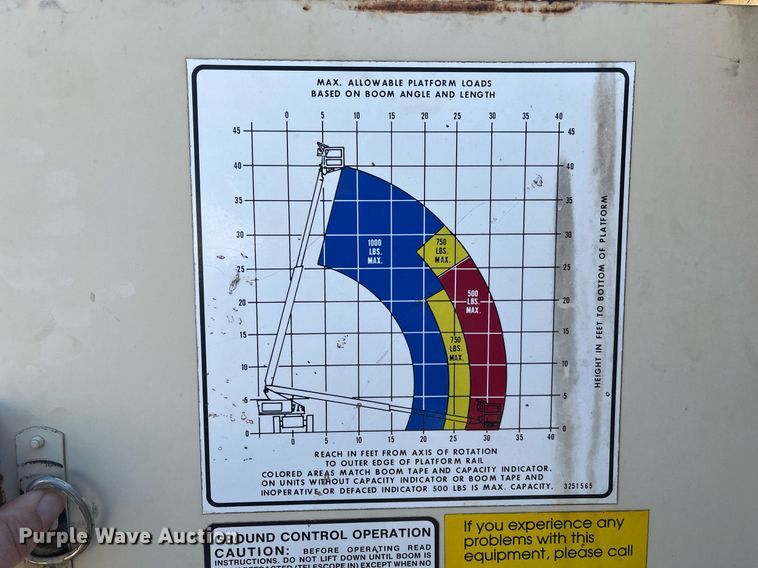 image for item JS9980 1994 JLG 40H boom lift
