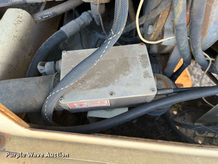 image for item JS9980 1994 JLG 40H boom lift