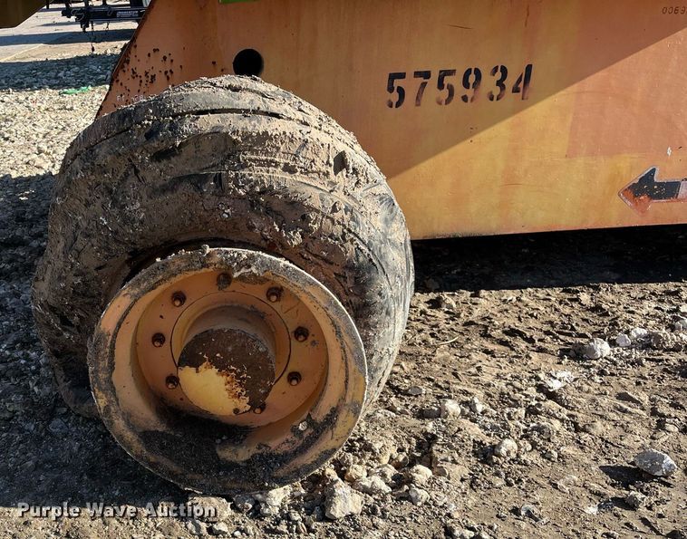 image for item JS9980 1994 JLG 40H boom lift