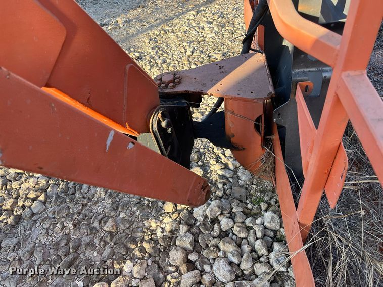 image for item JS9981 2007 JLG 600AJ boom lift