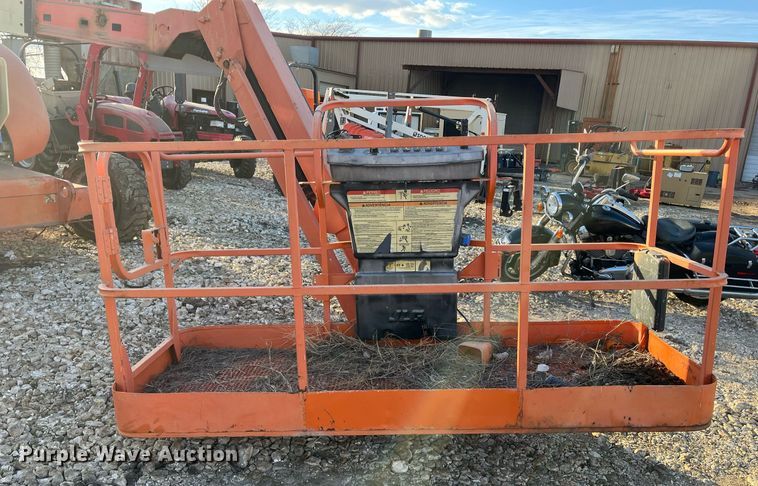 image for item JS9981 2007 JLG 600AJ boom lift