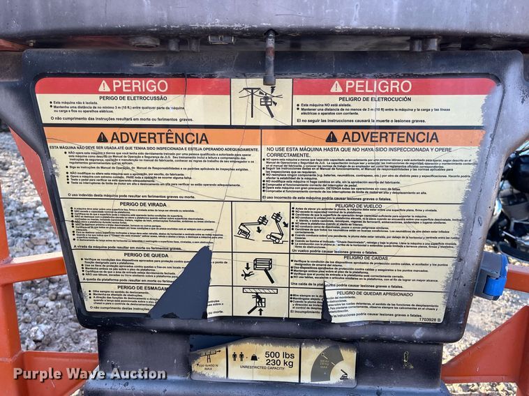 image for item JS9981 2007 JLG 600AJ boom lift