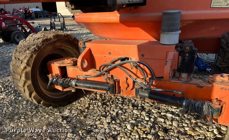 image for item JS9981 2007 JLG 600AJ boom lift