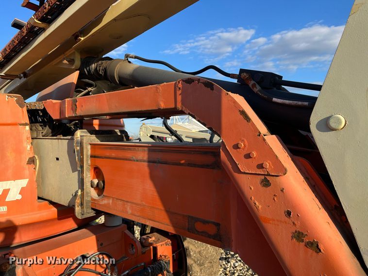 image for item JS9981 2007 JLG 600AJ boom lift