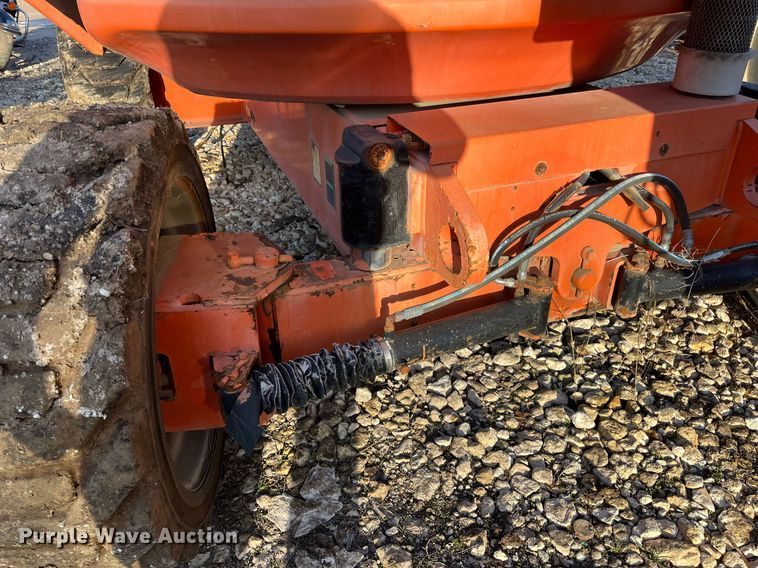 image for item JS9981 2007 JLG 600AJ boom lift