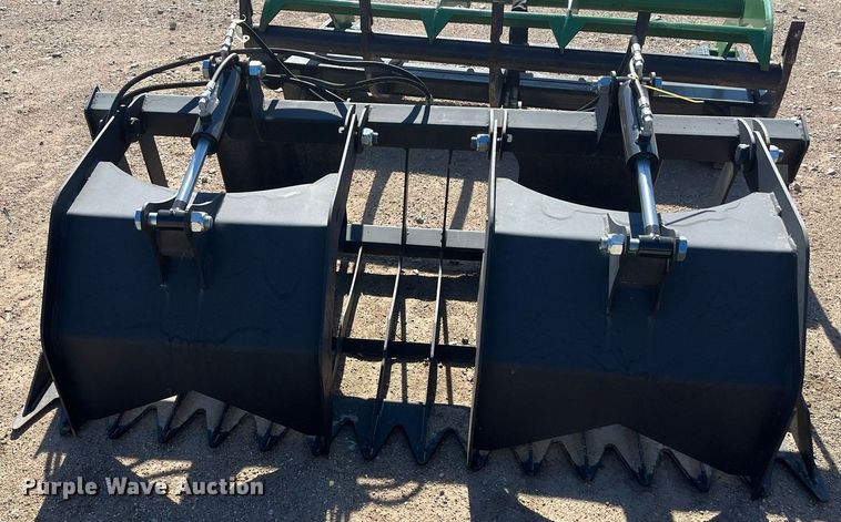image for item JS9984 Skid steer grapple bucket
