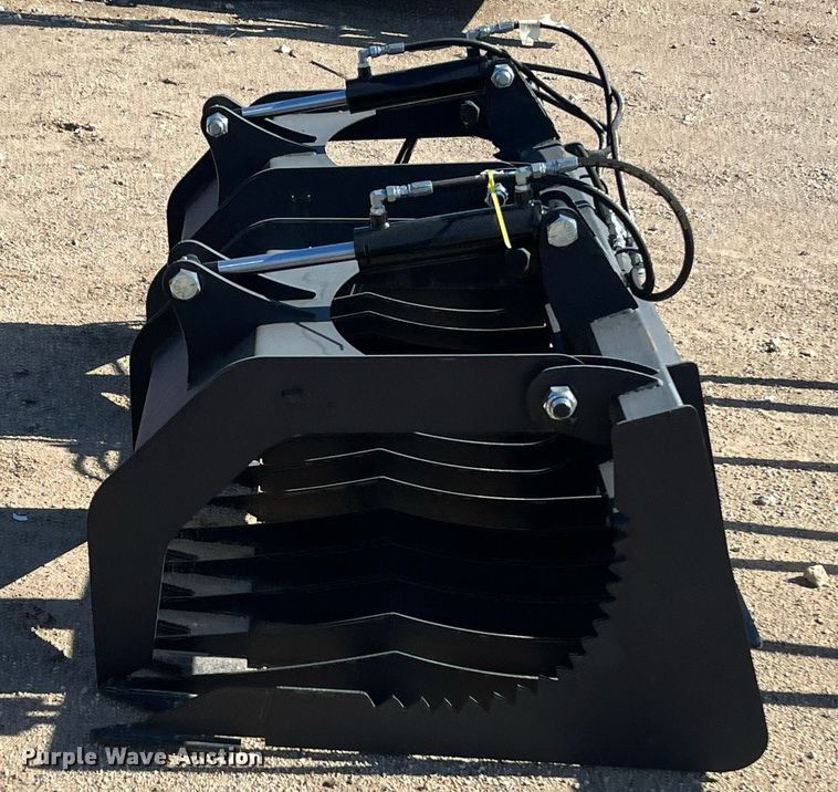 image for item JS9984 Skid steer grapple bucket