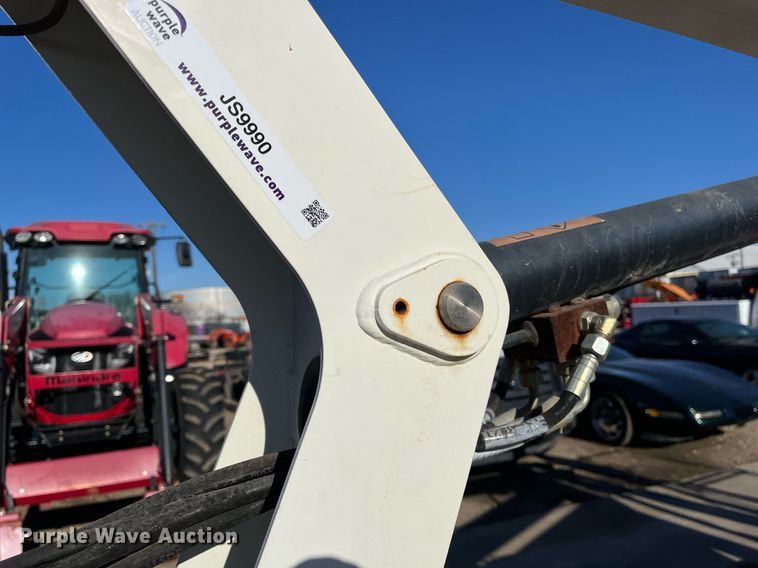 image for item JS9990 2017 Snorkel TL37J boom lift