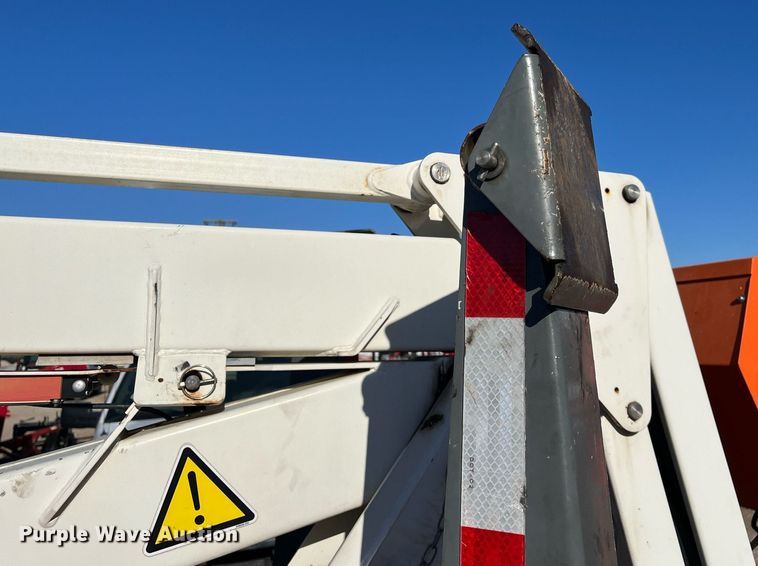 image for item JS9990 2017 Snorkel TL37J boom lift