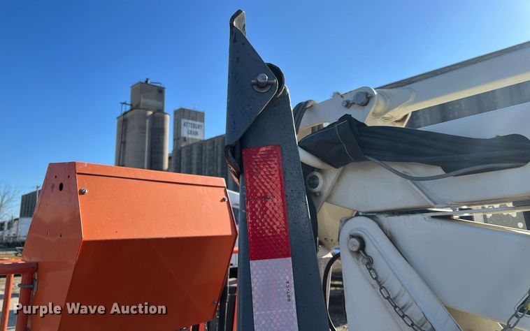 image for item JS9990 2017 Snorkel TL37J boom lift