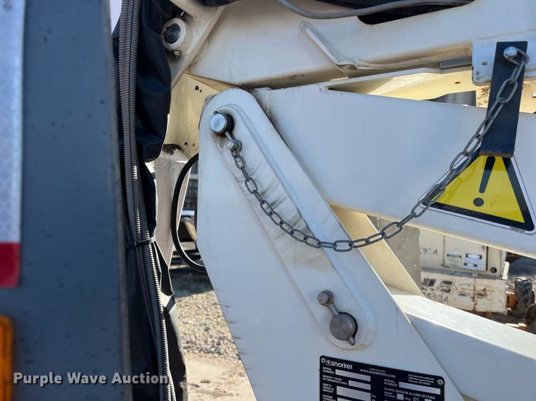 image for item JS9990 2017 Snorkel TL37J boom lift