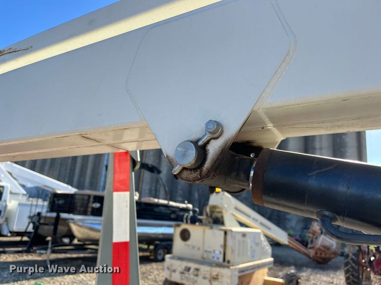 image for item JS9990 2017 Snorkel TL37J boom lift