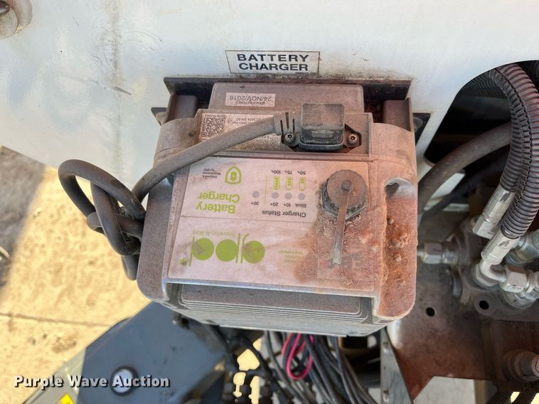 image for item JS9990 2017 Snorkel TL37J boom lift