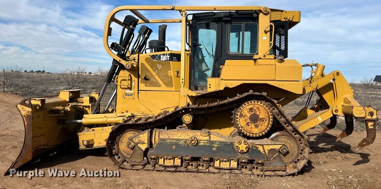 image for item JT9015 2013 Caterpillar D6T XL dozer