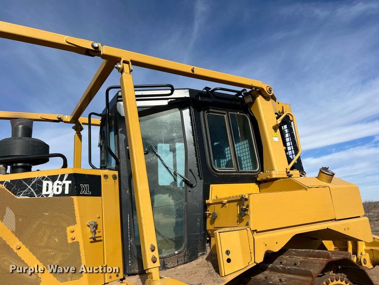 image for item JT9015 2013 Caterpillar D6T XL dozer