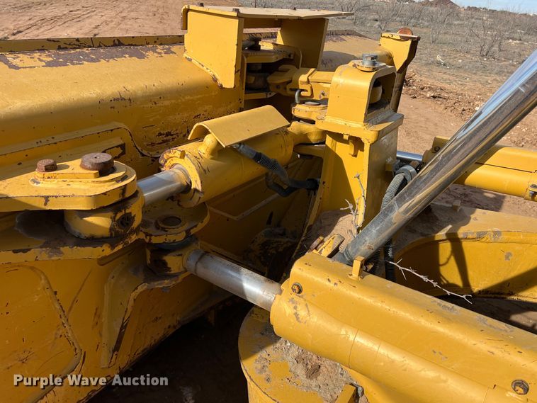 image for item JT9015 2013 Caterpillar D6T XL dozer